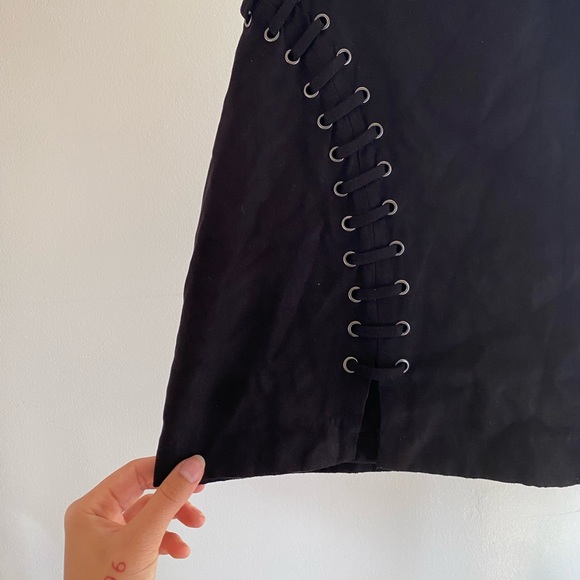 Forever 21 Black Suede Mini Skirt Size Small - Picture 3 of 3
